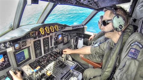 Cockpit Navy P 3