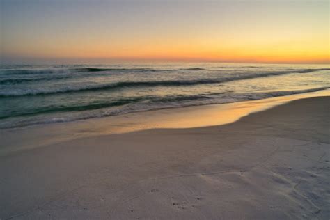 10 Best Reasons to Visit Florida's Emerald Coast: Beaches Article by 10Best.com