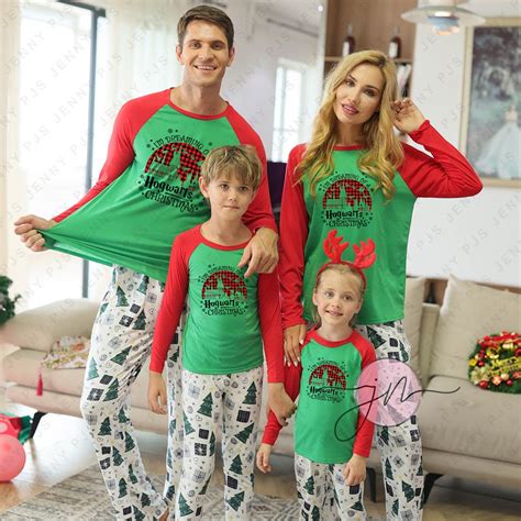 I'm Dreaming Of A Hogwarts Christmas Family Pajamas Sets | Best Harry Potter Magical Green PJs ...
