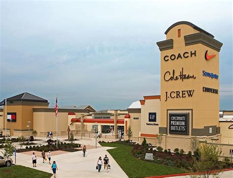 Cincinnati Premium Outlets | Outlet Mall | Outlet Shopping