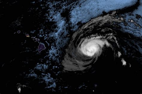 Hurricane Douglas Nears Hawaii, Bringing High Winds and Rain