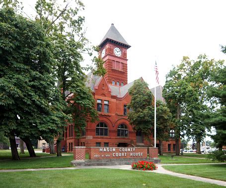 Mason County Courthouse Stock Photo - Download Image Now - iStock