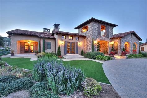 Tuscan Style House Plans With Courtyard