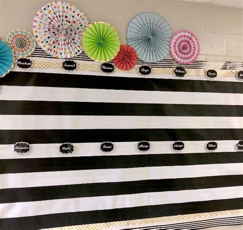 How To Decorate School Hallways | Nyla's Crafty Teaching