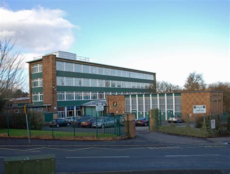 Hillcrest School, Netherton © Brian Clift :: Geograph Britain and Ireland