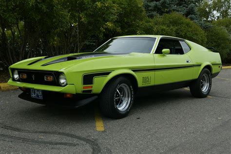 1972 Ford Mustang | Ford mustang, Mustang mach 1, Mustang cars