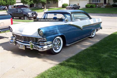 1956 Ford Fairlane Victoria