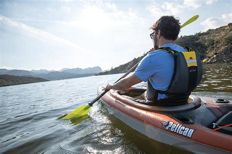 How to Choose a Kayak Paddle | PRO TIPS by DICK'S Sporting Goods