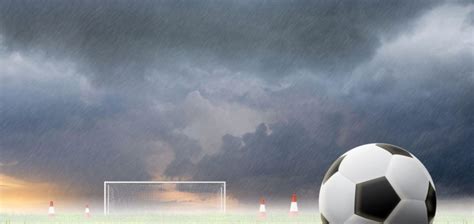 Can Soccer Be Played in the Rain (Answered & Explained)