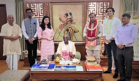 Sri Himanta Biswa Sharma visited temple - ISKCON Bangalore