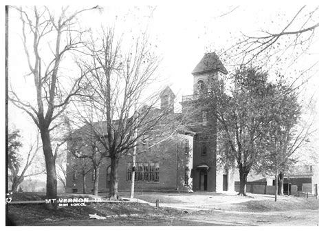 Mount Vernon High School - Mount Vernon Historic Preservation Commission