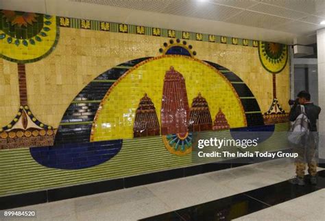 Kalkaji Mandir (Delhi Metro) Photos and Premium High Res Pictures - Getty Images