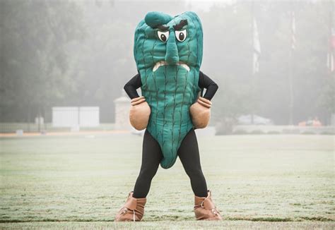 UNVEILING THE QUIRKIEST MASCOTS IN COLLEGE FOOTBALL - 96.9 KAYO