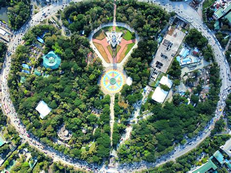 Quezon Memorial Circle @ 600m by Paddy-One on DeviantArt