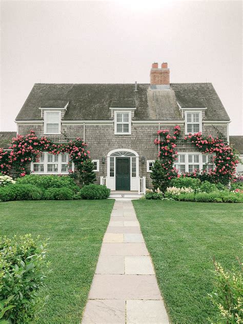 Travel Guide to Nantucket - Color By K