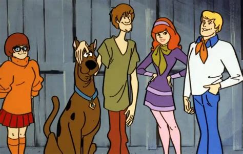 All 7 "Mystery Inc" Scooby Doo Characters | CineSnipe