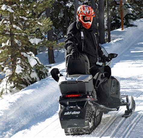 2019 Ski-Doo Grand Touring Limited 900 ACE Turbo Review - Snowmobile.com