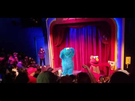 Elmo live musical @ sesame place - YouTube