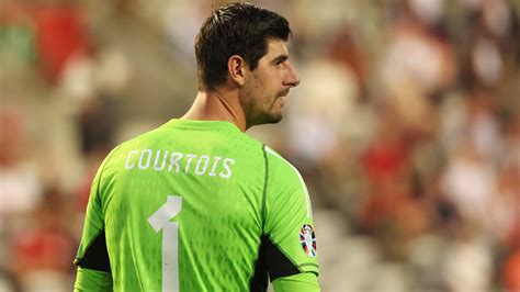 Thibaut Courtois: Belgium goalkeeper hits back at head coach Domenico ...