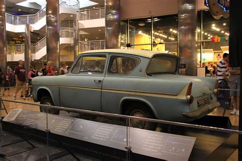 Harry Potter Ford Anglia Movie Prop | Light blue 1962(?) For… | Flickr