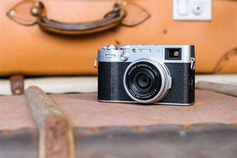 Fujifilm X100V Review (Features, Specs, Price)