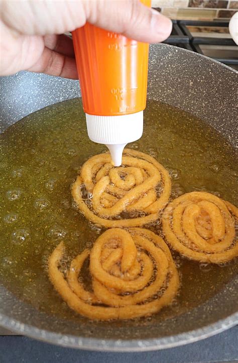 Jalebi Recipe, step by step jalebi recipe with pictures, homemade instant jalebi without yeast ...