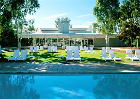 Uluru Hotels – Ayers Rock Resort Accommodation Bookings