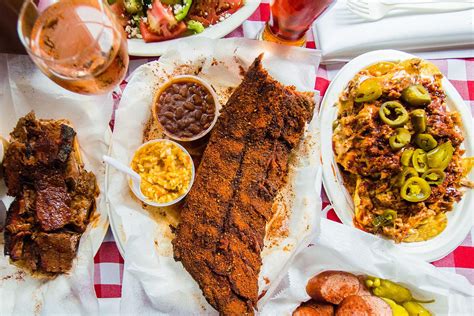 10 Essential Stops on a BBQ Crawl Through Memphis – Fodors Travel Guide