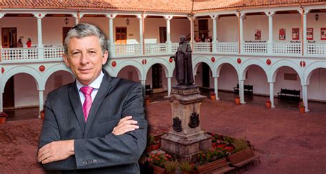 Las decisiones que empañan la gestión del rector de la Universidad del Rosario