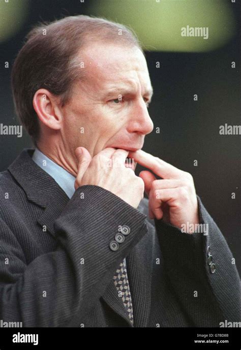 Soccer. Steve Coppell, Manchester City manager Stock Photo - Alamy