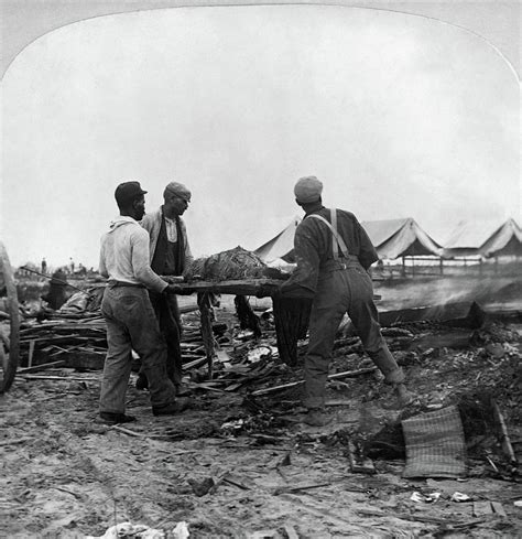 Galveston Hurricane, 1900 Photograph by Granger - Fine Art America