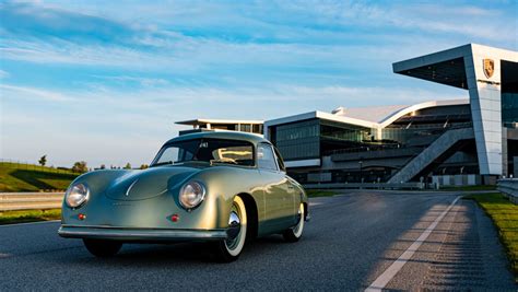 Porsche celebrates 70 years in America - Porsche Newsroom