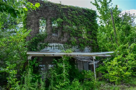 Cushing Hotel - Historic Building in Maydelle TX