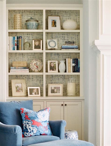 30+ Wallpaper Ideas to Spice Up Your Bookshelves - Days Inspired