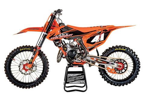 PRO CIRCUIT KTM 125SX: BEHIND THE BUILD - Dirt Bike Magazine