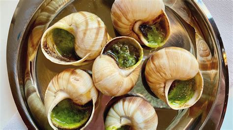 Escargot Snails - Classic French Escargots How To Make Escargot With ...