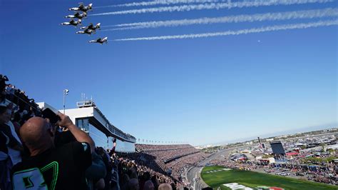 Daytona 500 gets 2025 date; Mexico, Montreal on NASCAR wish list?