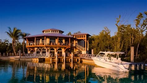 Hamilton Harbor Yacht Club, Naples, FL - Southern Boating