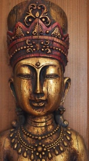 gautama buddha head table decor free image | Peakpx