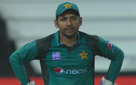 World Cup 2019: Hilarious memes go viral after Sarfaraz Ahmed leaned ...