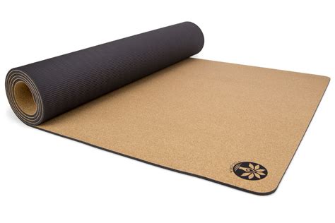 What Is The Ultimate Best Non-Slip Yoga Mat? Here Are My Top 3 Picks – Brett Larkin Yoga