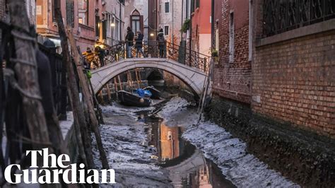 Venice’s Canals Have Run Dry During a Winter Drought, Leaving Gondolas ...