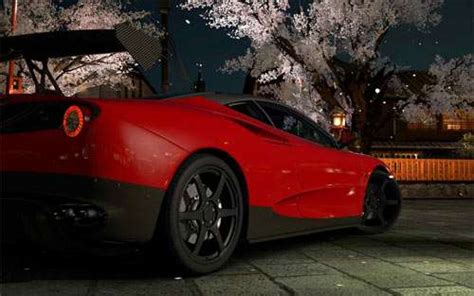 20 Awe-Inspiring Ferrari Wallpapers