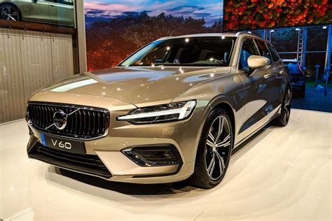 The Volvo V60 is a wagon that we’re contractually obligated to love - The Verge