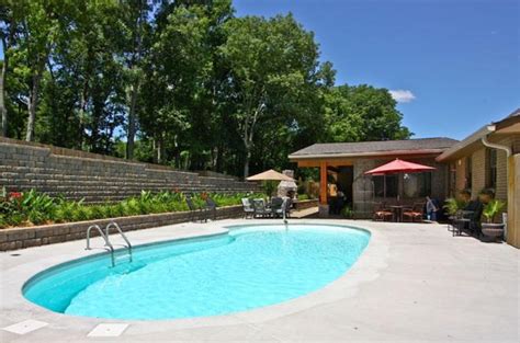 Nolensville Homes Swimming Pools | Nashville Home Guru