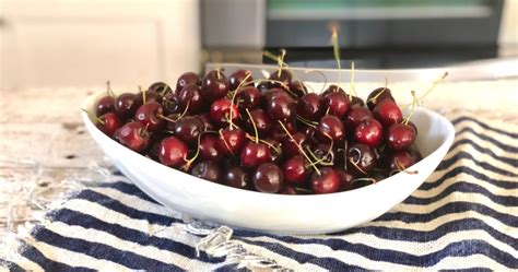 This Sugar-Free Cherry Pie Filling is Easy to Make & So Good