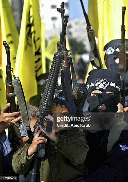 Fatah Al Aqsa Martyrs Brigades Photos and Premium High Res Pictures ...