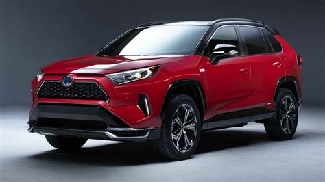 Toyota Introduces Its Third-Generation Electrified RAV4 Crossover For 2020 | Torque News