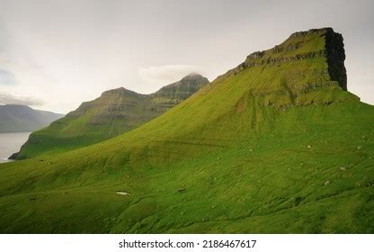 1,289 Kalsoy island Images, Stock Photos & Vectors | Shutterstock