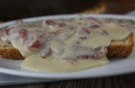 Easy Chipped Beef Gravy Recipe using Dried Beef